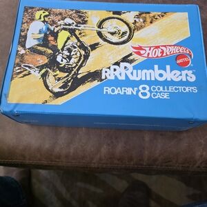 Hot Wheels RR Rumblers Roarin' 8 Collectors Case - Blue